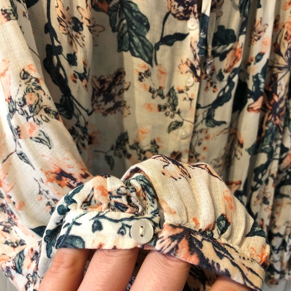 LUCKY BRAND FLORAL BLOUSE - Picture 3 of 5